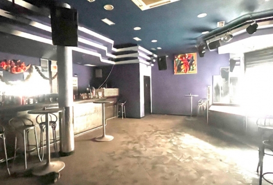 Resale - Commercial - Torrevieja - Playa del Cura