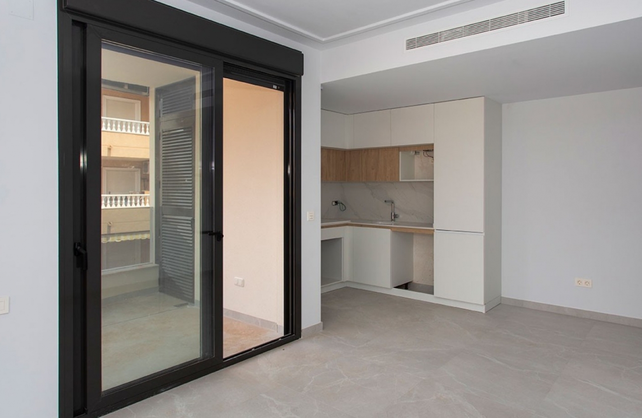 Resale - Apartment / flat - Torrevieja - Playa del Cura