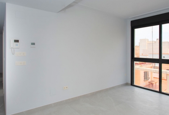 Resale - Apartment / flat - Torrevieja - Playa del Cura