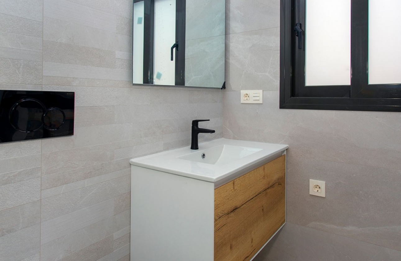 Resale - Apartment / flat - Torrevieja - Playa del Cura