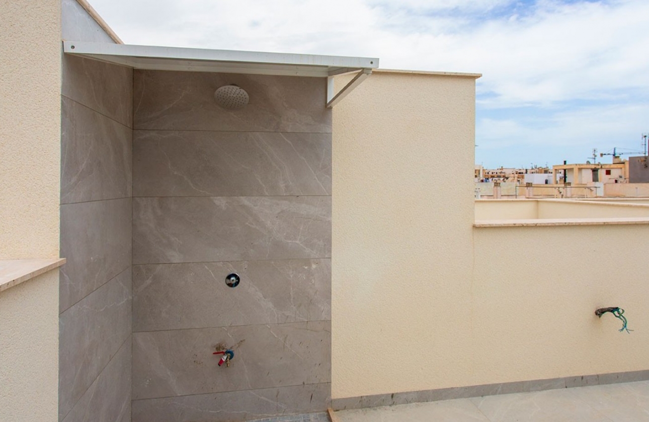 Resale - Apartment / flat - Torrevieja - Playa del Cura