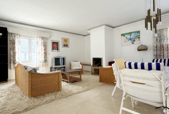 Resale - Villa - Orihuela Costa - La Zenia