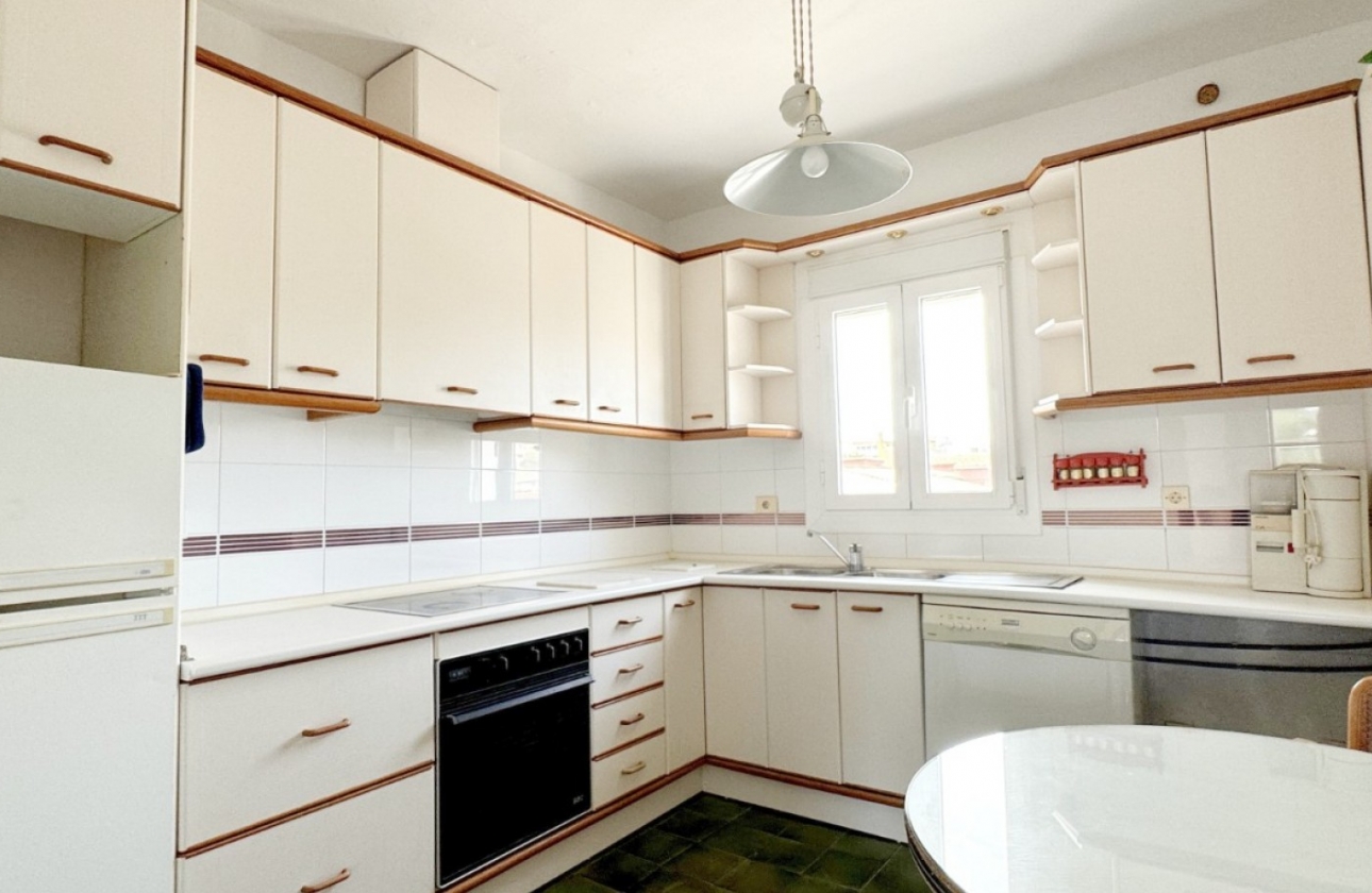 Resale - Villa - Orihuela Costa - La Zenia