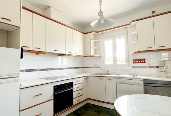 Resale - Villa - Orihuela Costa - La Zenia