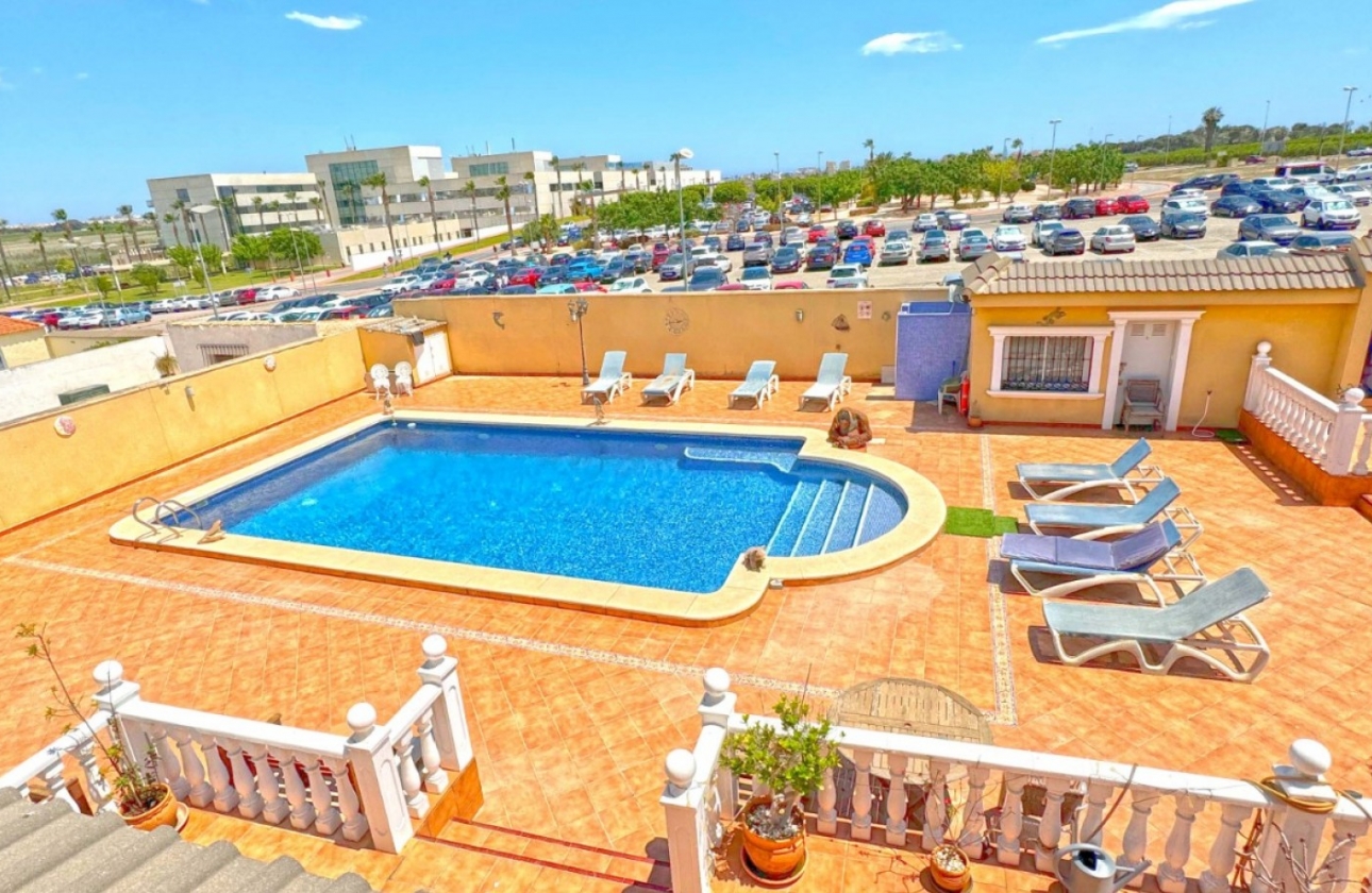 Resale - Villa - Torrevieja - Los Balcones - Los Altos del Edén