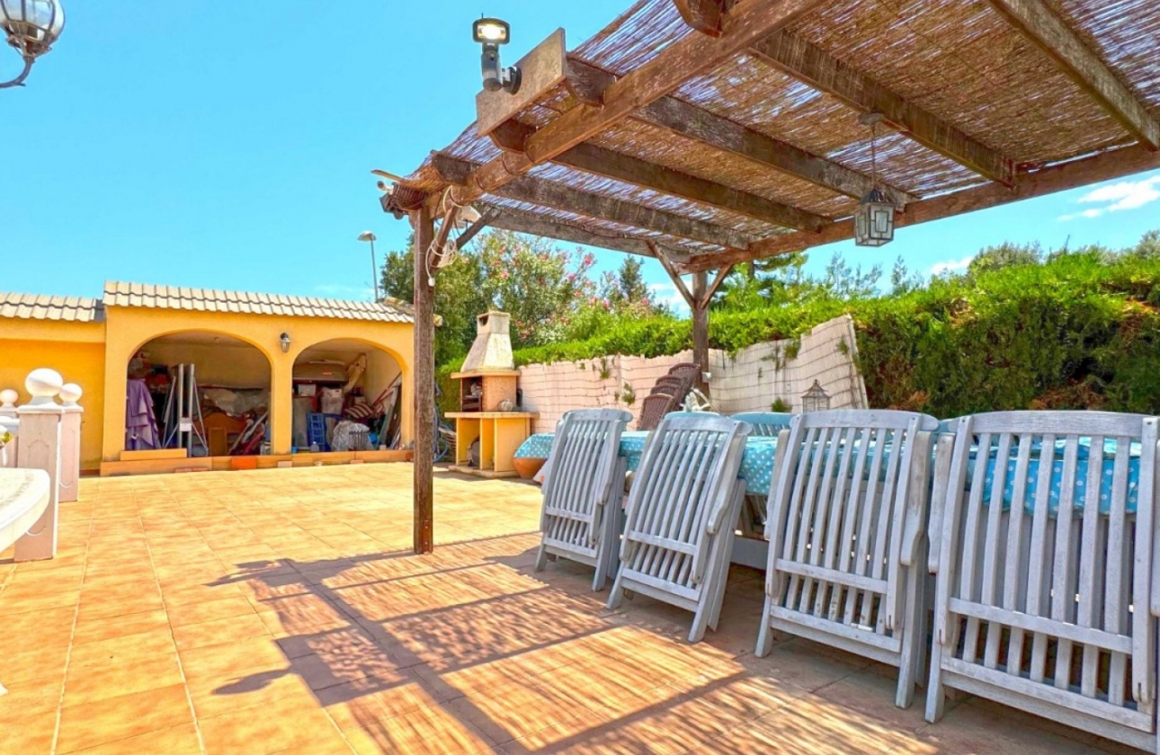 Resale - Villa - Torrevieja - Los Balcones - Los Altos del Edén