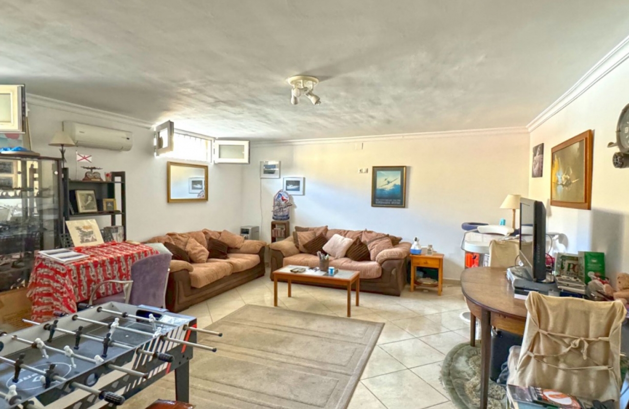 Resale - Villa - Torrevieja - Los Balcones - Los Altos del Edén