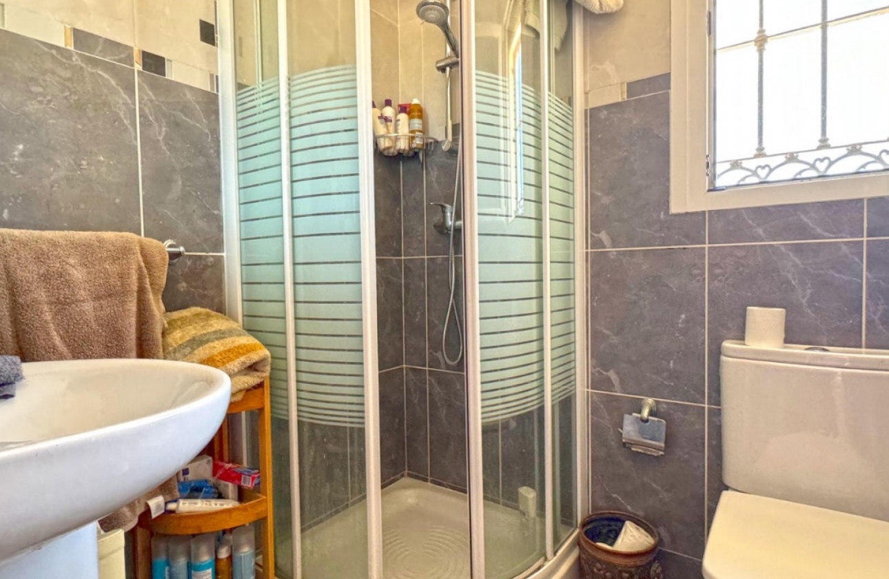 Resale - Villa - Torrevieja - Los Balcones - Los Altos del Edén