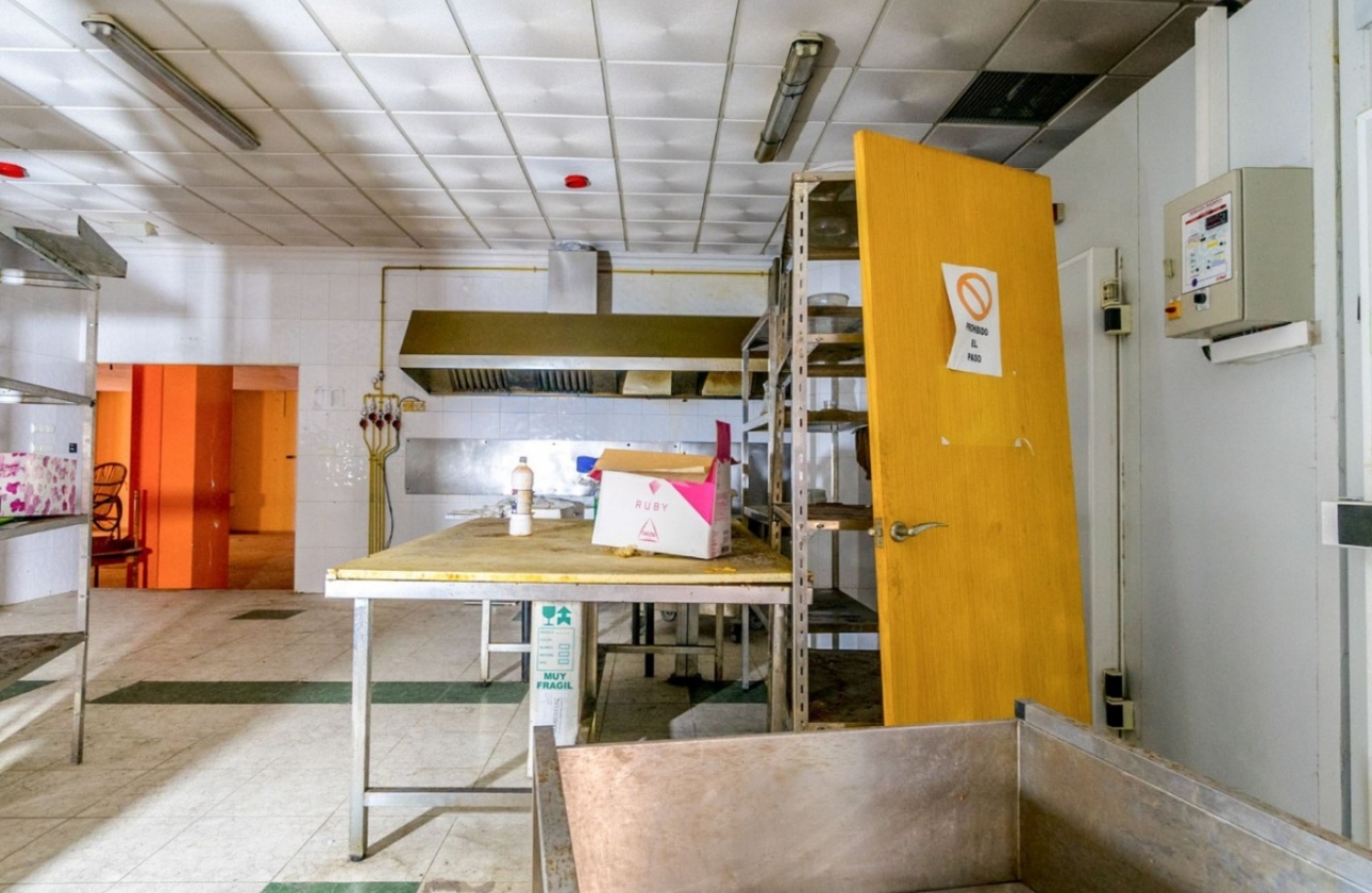 Reventa - Comercial - Torrevieja