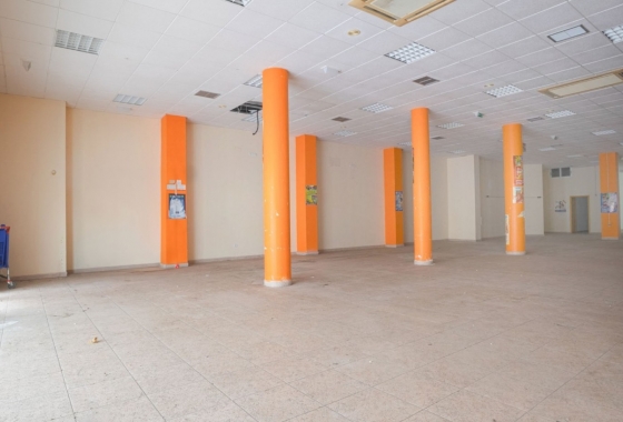 Reventa - Comercial - Torrevieja