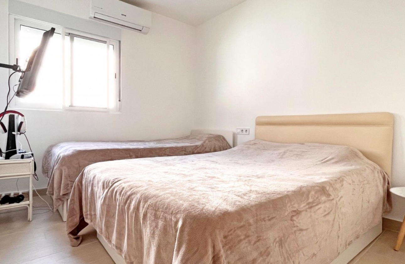 Resale - Apartment / flat - Orihuela Costa - Playa Flamenca