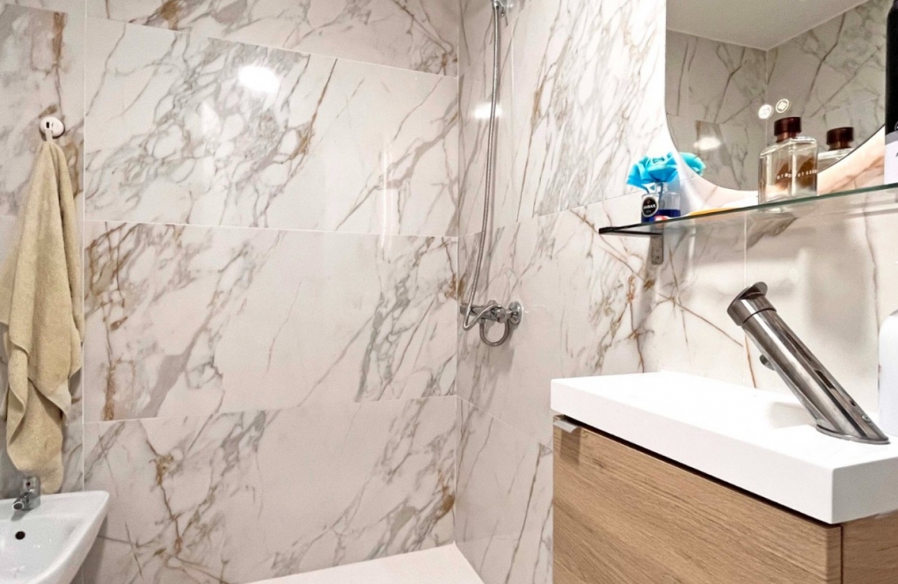 Resale - Apartment / flat - Orihuela Costa - Playa Flamenca