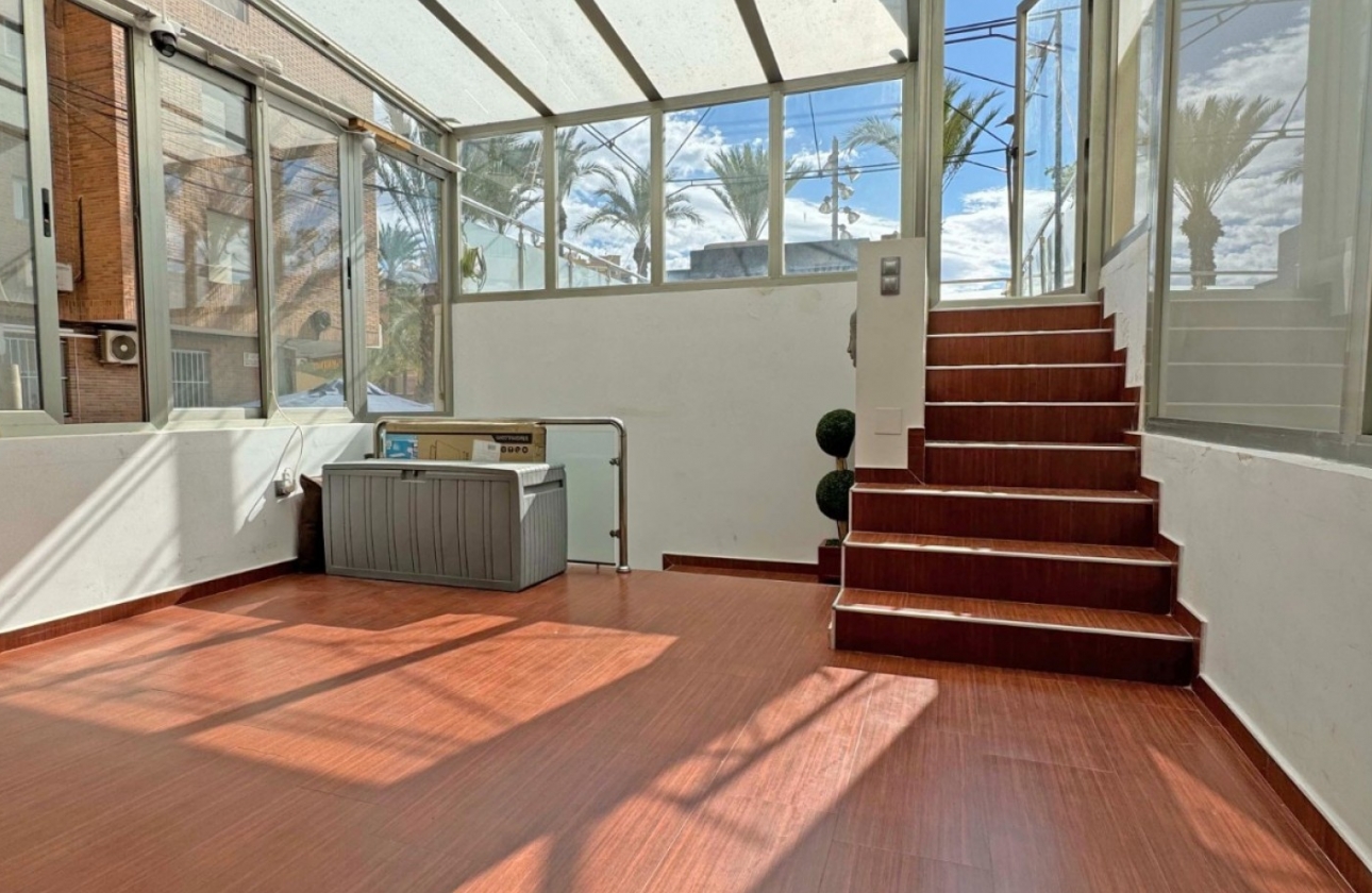 Resale - Apartment / flat - Torrevieja - Playa del Cura