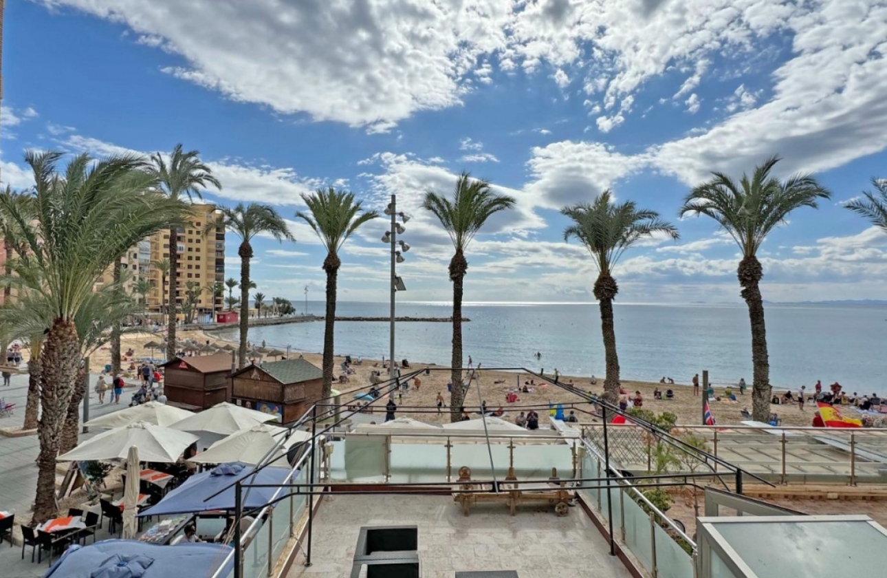 Resale - Apartment / flat - Torrevieja - Playa del Cura