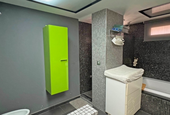 Resale - Apartment / flat - Torrevieja - Playa del Cura