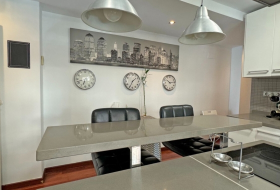 Resale - Apartment / flat - Torrevieja - Playa del Cura