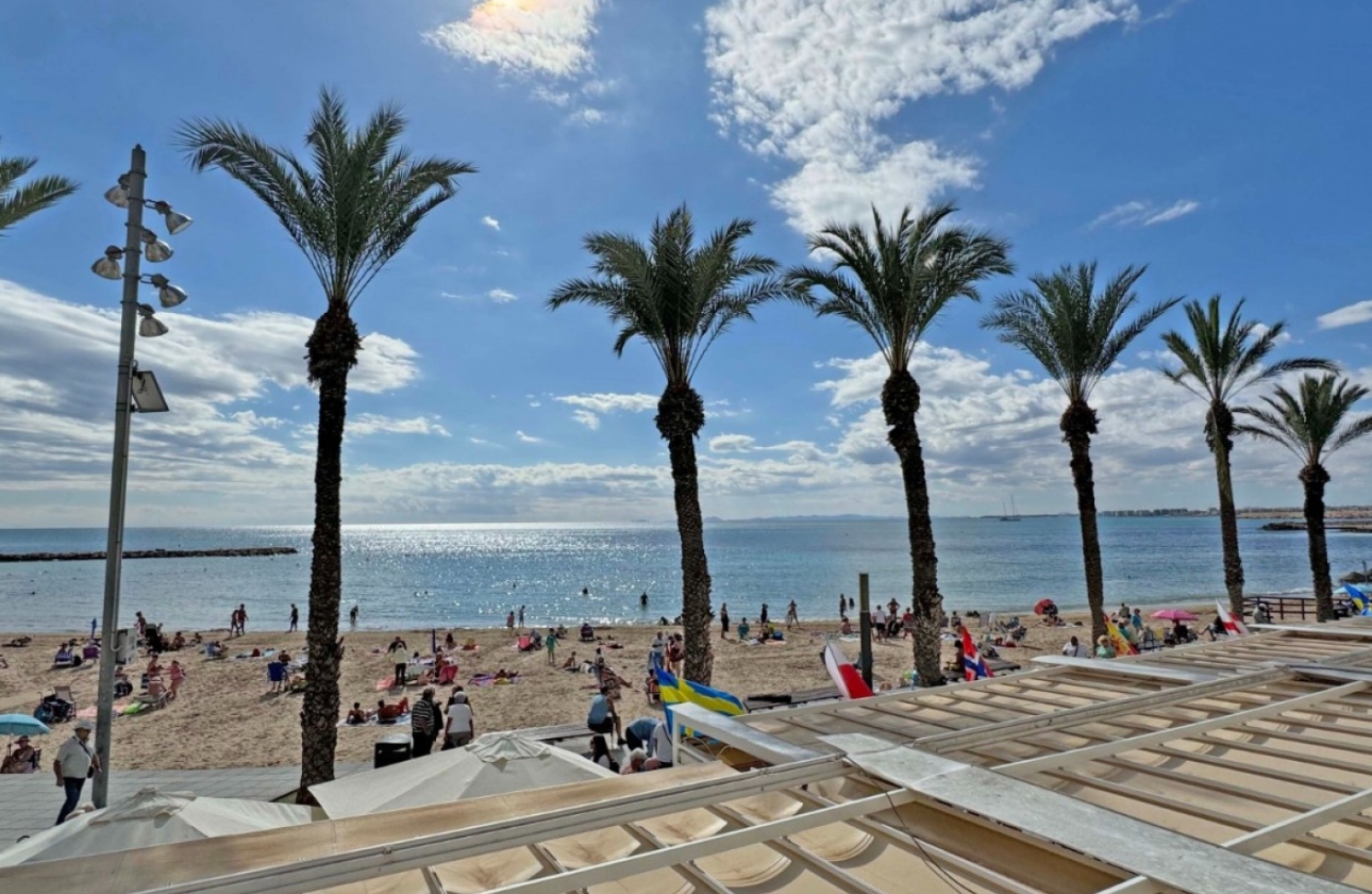 Resale - Apartment / flat - Torrevieja - Playa del Cura
