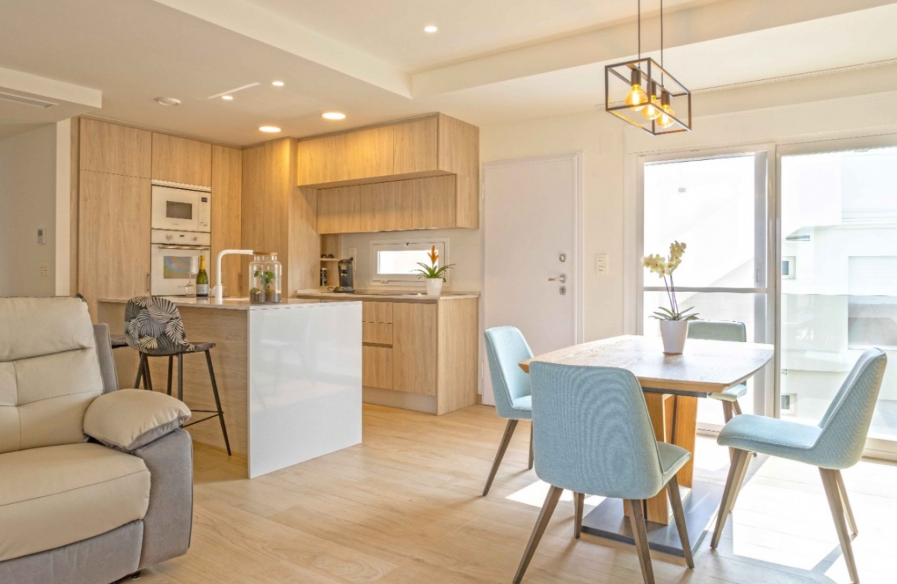 Resale - Apartment / flat - Orihuela Costa - Villamartín