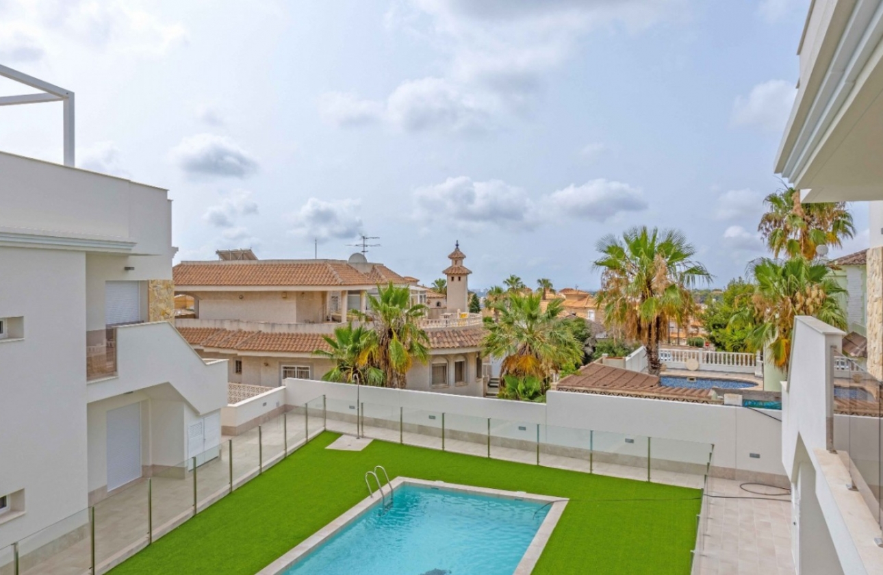 Resale - Apartment / flat - Orihuela Costa - Villamartín