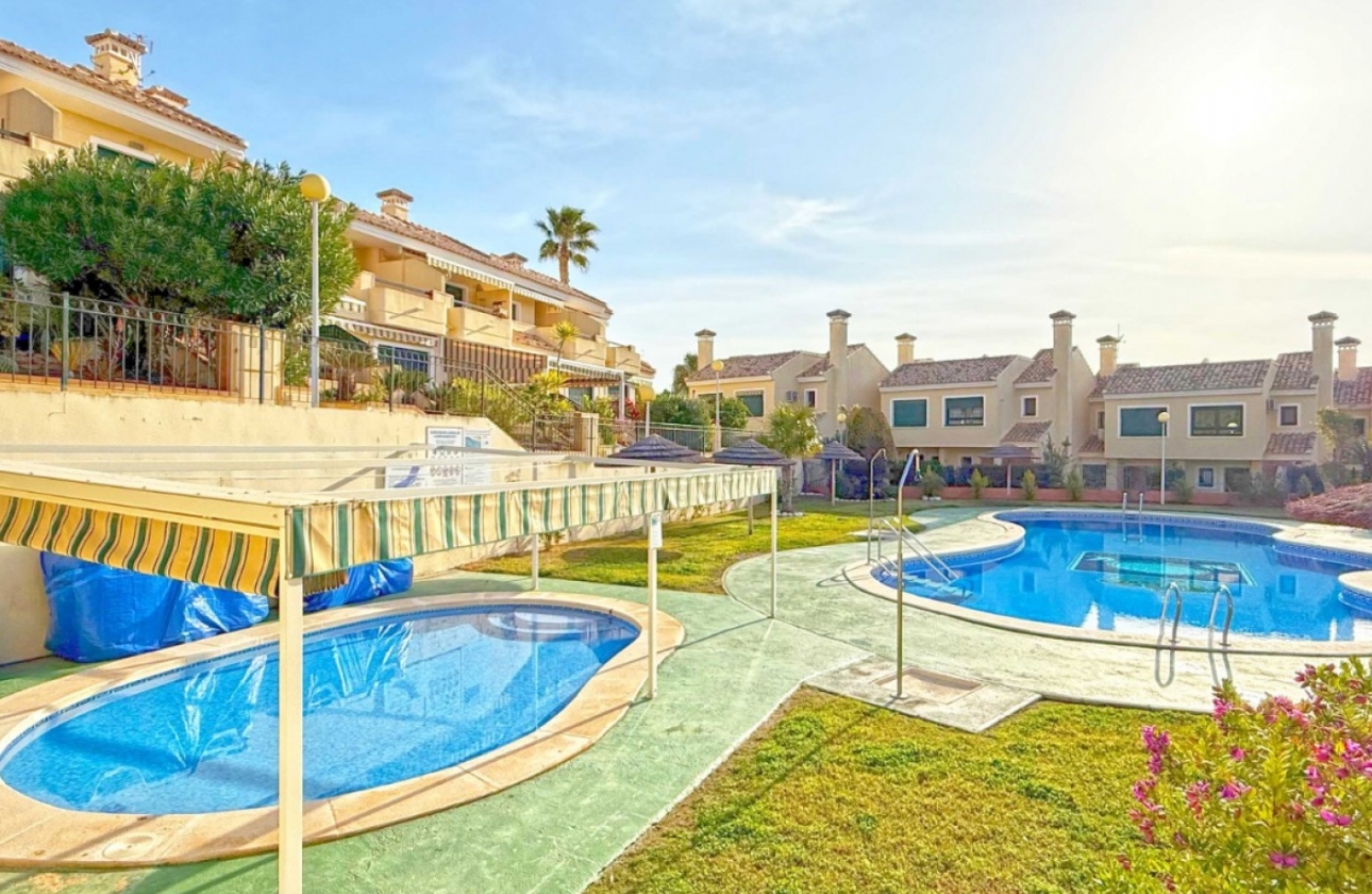 Resale - Apartment / flat - Orihuela Costa - Lomas de Campoamor