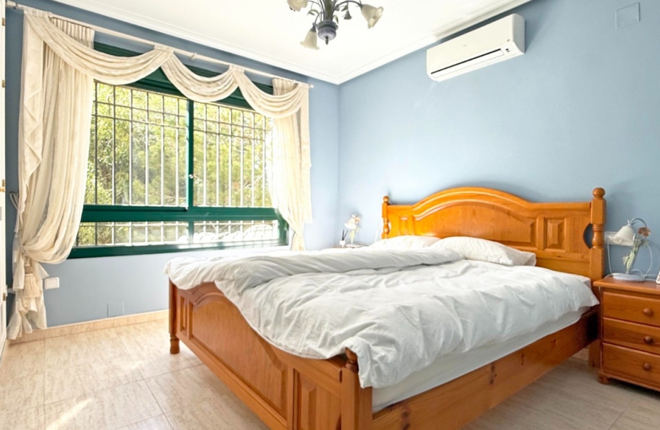 Resale - Apartment / flat - Orihuela Costa - Lomas de Campoamor