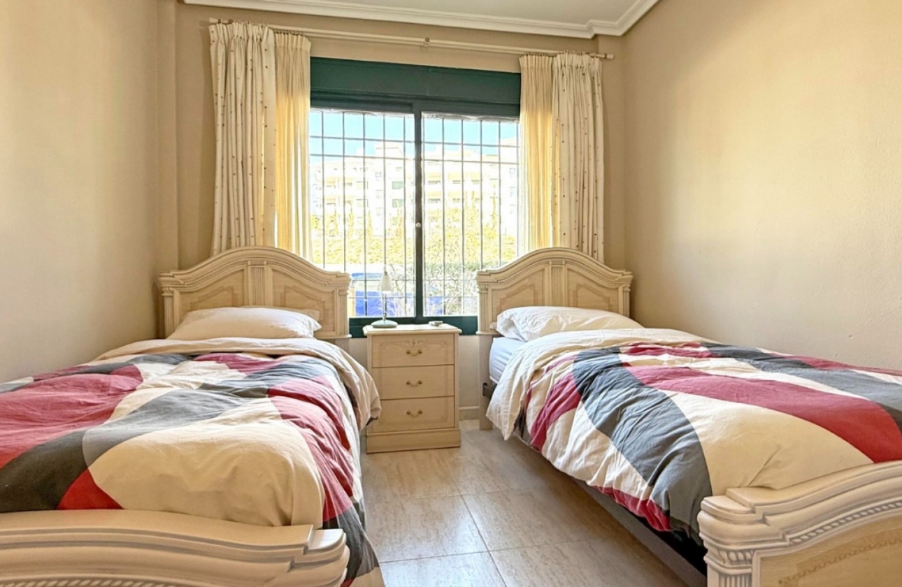 Resale - Apartment / flat - Orihuela Costa - Lomas de Campoamor