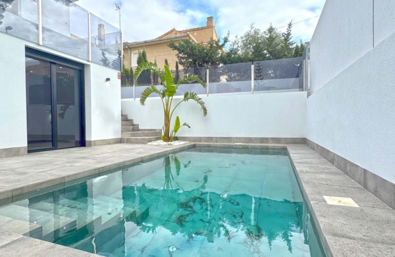 Resale - Villa - Torrevieja - Los Balcones - Los Altos del Edén