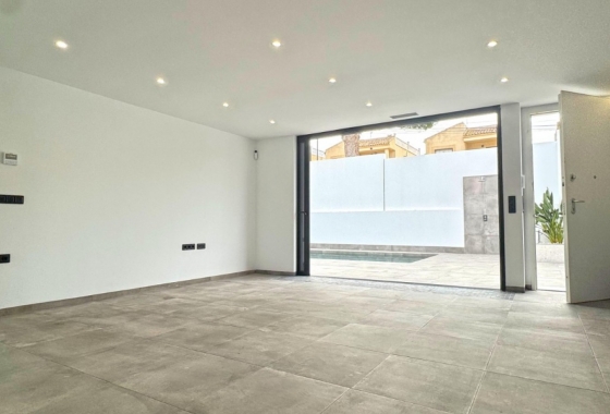 Resale - Villa - Torrevieja - Los Balcones - Los Altos del Edén