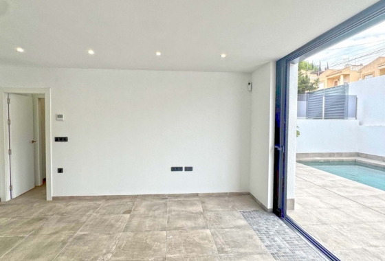 Resale - Villa - Torrevieja - Los Balcones - Los Altos del Edén