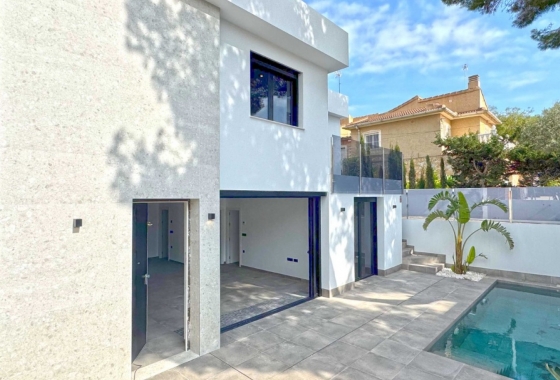 Resale - Villa - Torrevieja - Los Balcones - Los Altos del Edén