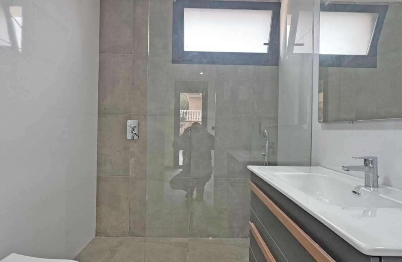 Resale - Villa - Torrevieja - Los Balcones - Los Altos del Edén