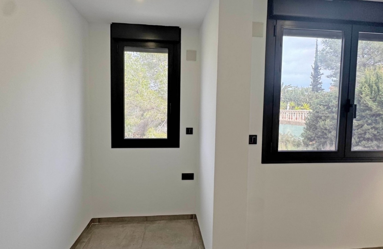 Resale - Villa - Torrevieja - Los Balcones - Los Altos del Edén