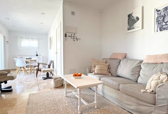 Resale - Apartment / flat - Torrevieja - Torrelamata - La Mata