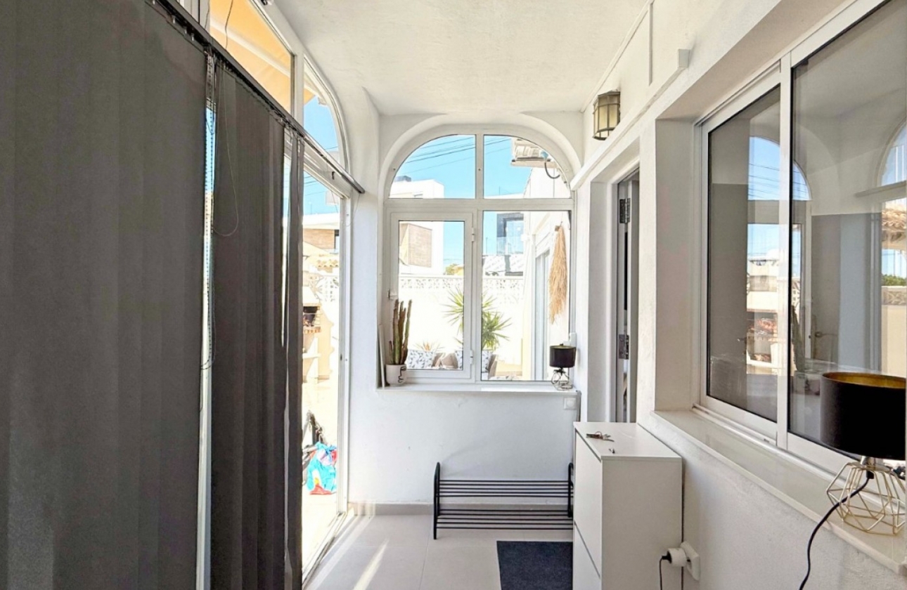 Resale - Apartment / flat - Torrevieja - Torrelamata - La Mata