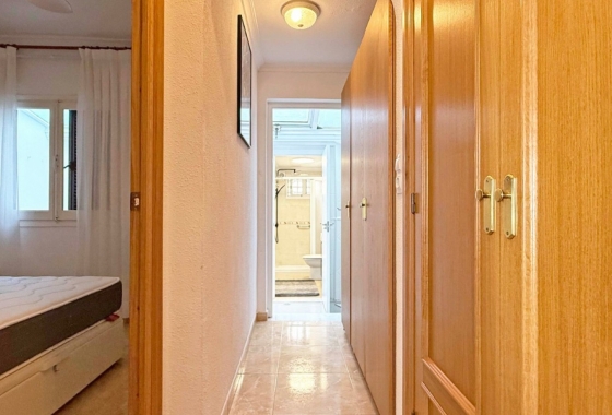 Resale - Apartment / flat - Torrevieja - Torrelamata - La Mata