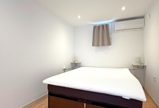 Resale - Apartment / flat - Torrevieja - Torrelamata - La Mata