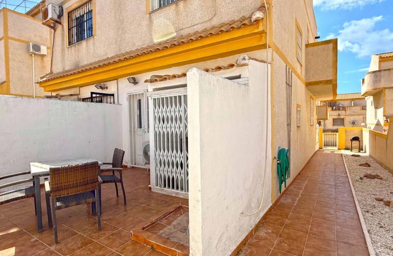 Resale - Villa - Orihuela Costa - Los Altos