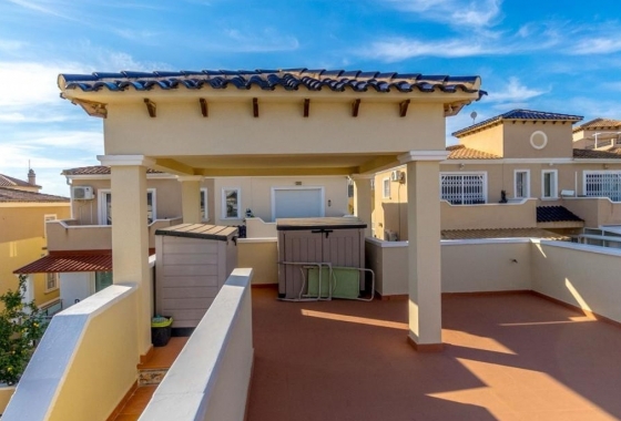 Resale - Villa - Orihuela Costa - Villamartín