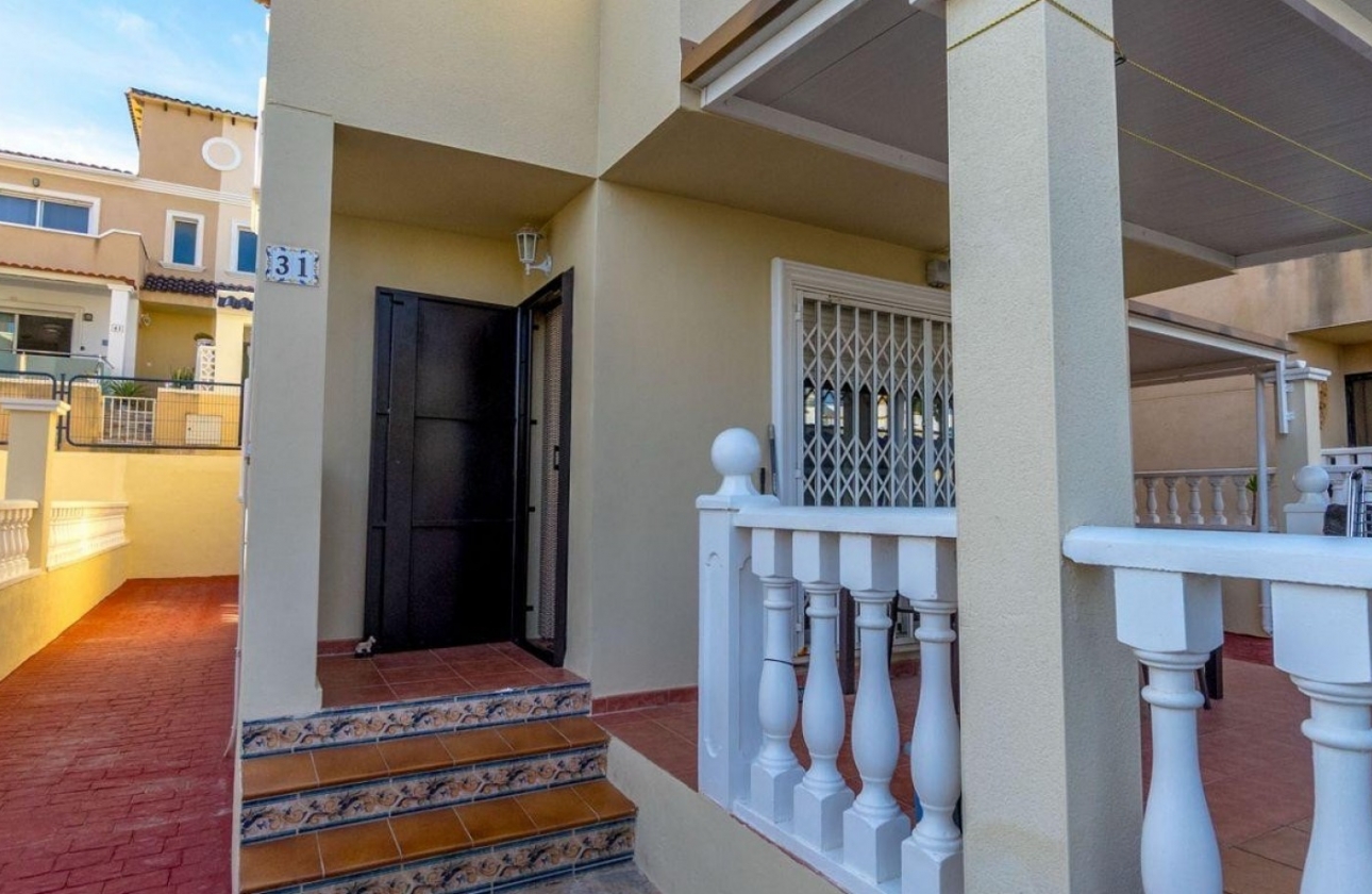 Resale - Villa - Orihuela Costa - Villamartín