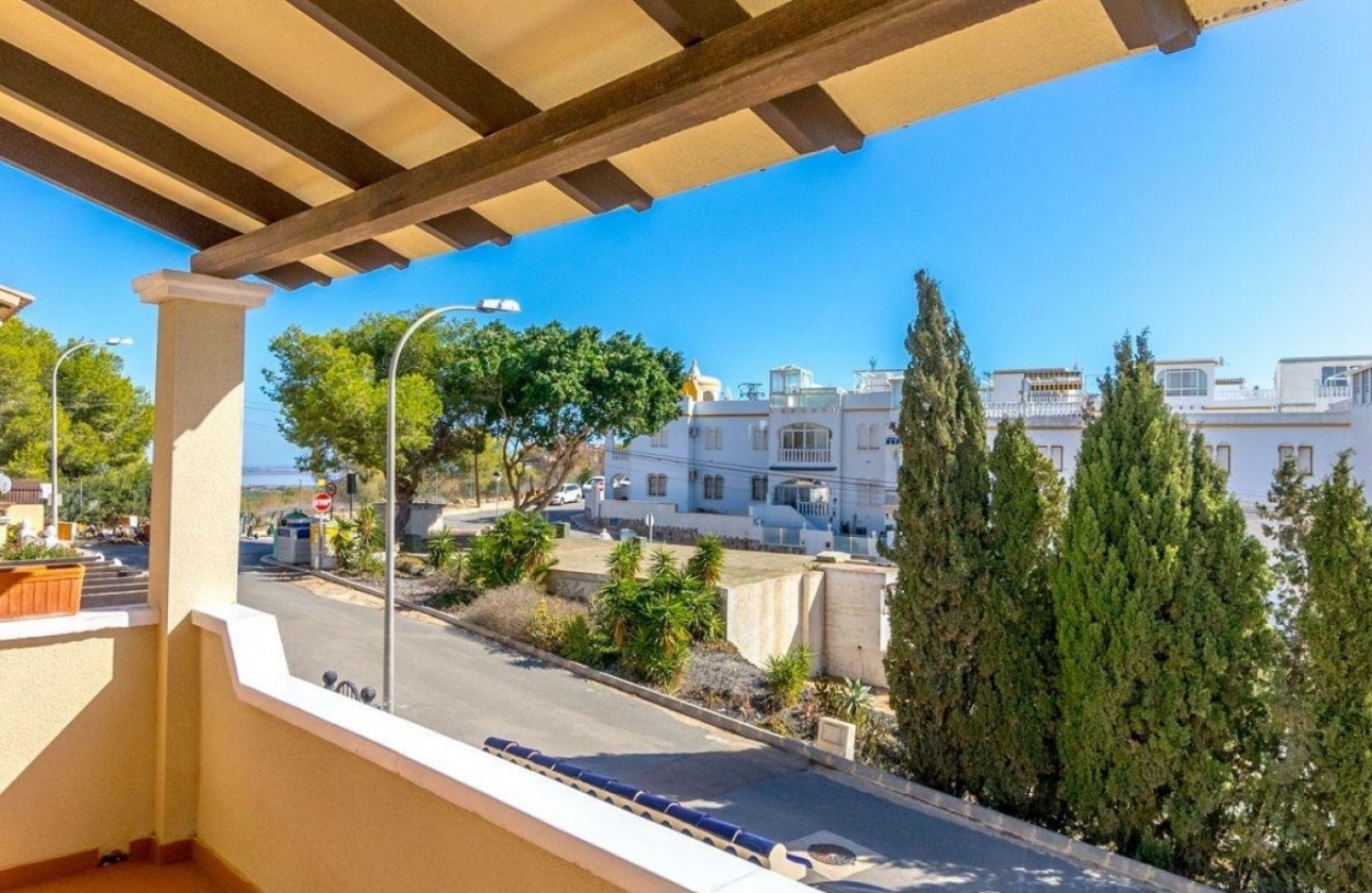 Resale - Villa - Orihuela Costa - Villamartín
