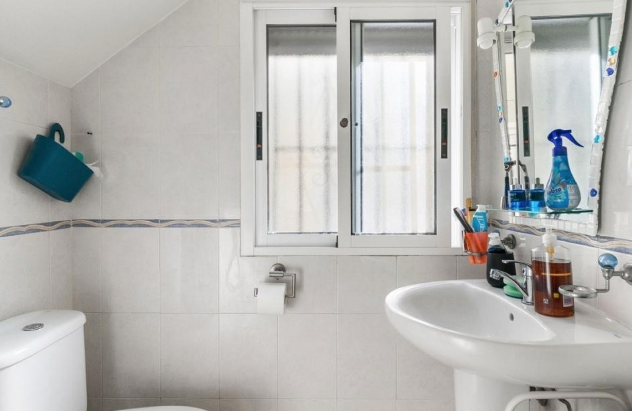 Resale - Villa - Orihuela Costa - Villamartín