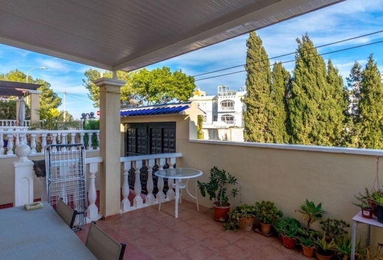 Resale - Villa - Orihuela Costa - Villamartín