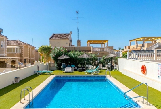 Resale - Villa - Orihuela Costa - Villamartín