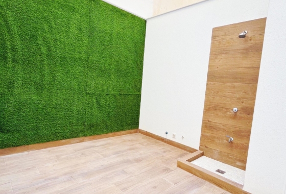 Resale - Apartment / flat - Torrevieja - Playa del Cura