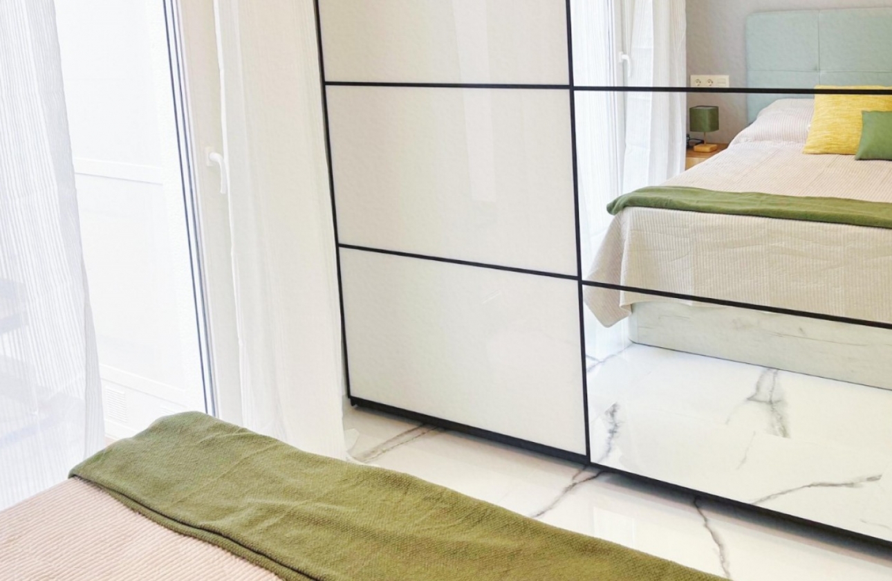 Resale - Apartment / flat - Torrevieja - Playa del Cura