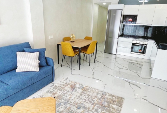 Resale - Apartment / flat - Torrevieja - Playa del Cura