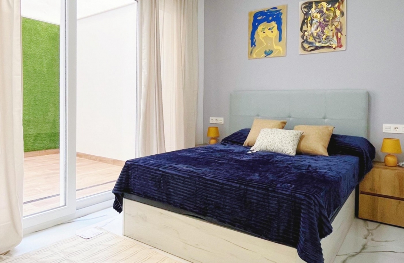 Resale - Apartment / flat - Torrevieja - Playa del Cura