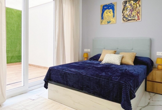 Resale - Apartment / flat - Torrevieja - Playa del Cura