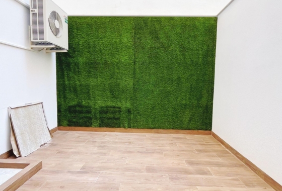 Resale - Apartment / flat - Torrevieja - Playa del Cura