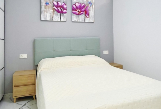 Resale - Apartment / flat - Torrevieja - Playa del Cura